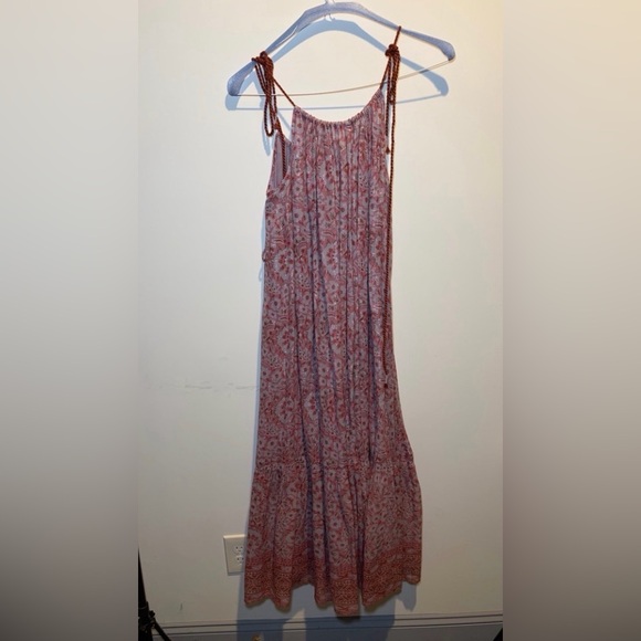 Omika Dresses & Skirts - Omika Red and White Floral Maxi Dress